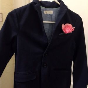 H&M boys navy blazer. Good condition. Age 10-12